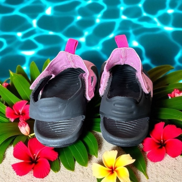 Nike Sunray Protect  Pink and Black Sporty Sandals with Adjustable Straps - Picture 6 of 8